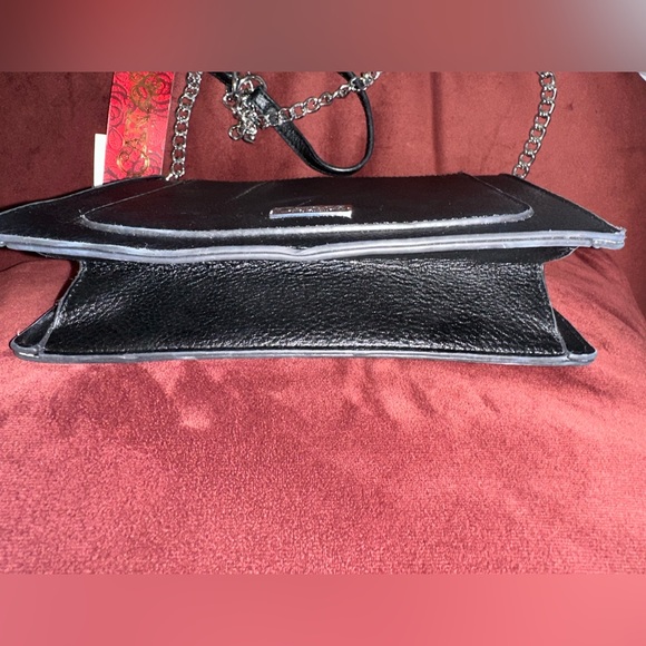 Carlos by Carlos Santana Frame Top Crossbody Bag - Picture 10 of 12